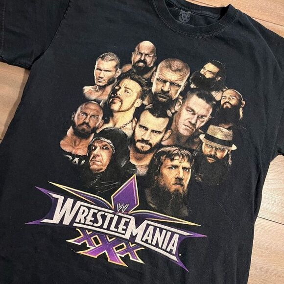 ‎WWE Wrestle Mania Black Athletic Casual Shirts Men Medium Bin L-51 - Picture 2 of 4